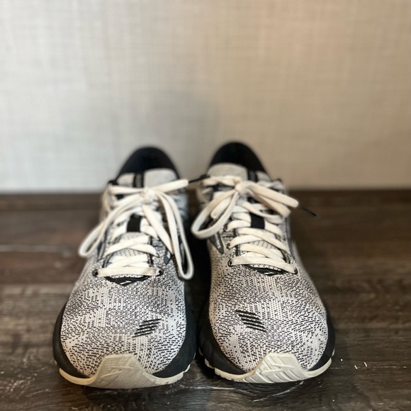 Brooks Shoes Brooks Adrenaline Gts 19 Women's Running Shoes - Size 8 - Picture 6 of 8